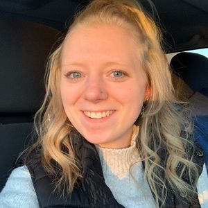 Meet your Posher, Nicole